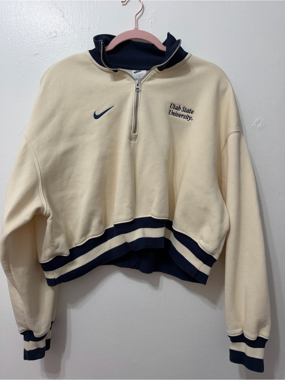 Nike Cream and Black Half-Zip Cropped Pullover of Utah State University - Picture 2 of 5